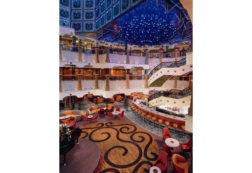 El espectacular Garden Atrium del Carnival Liberty